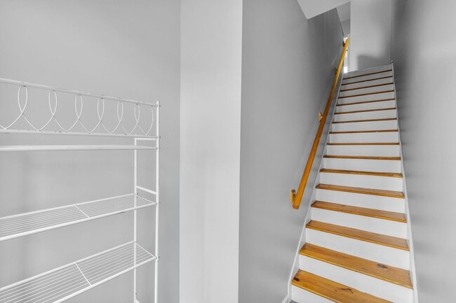 Photo - 147 N 10th St Unit 2