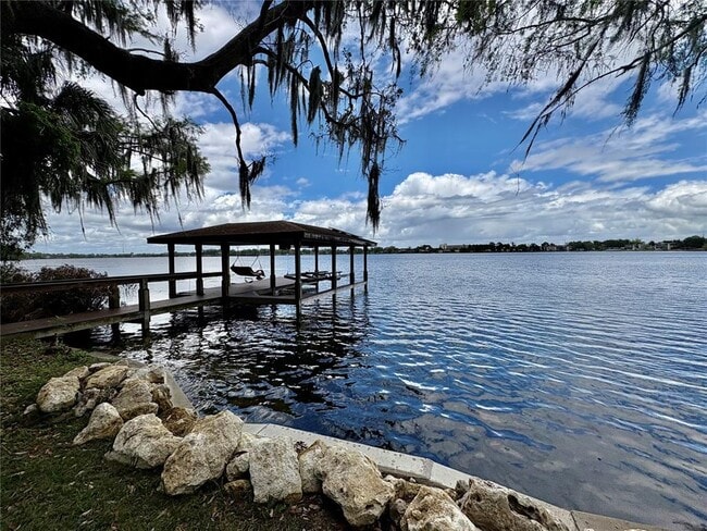 Photo - 438 Lakeview Ave