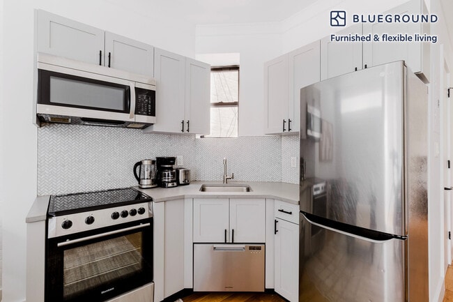 Photo - 1288 1st Ave. Unidad FL4-ID1543