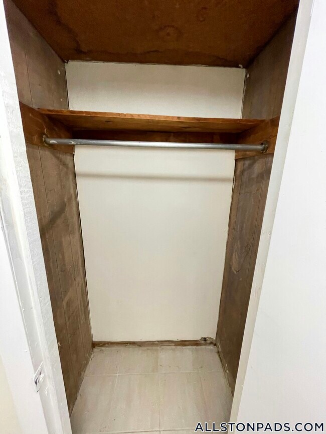 Photo - 19 Brighton Ave Unidad B