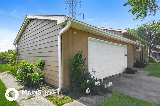 Photo - 815 Spring Valley Dr