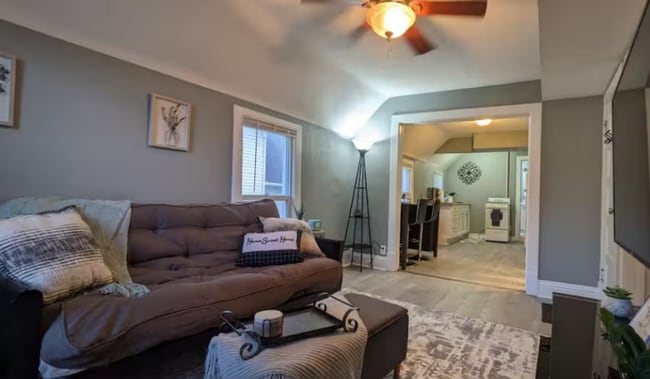 Building Photo - 150 12th St