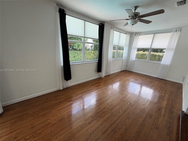 Photo - 1420 Baracoa Ave