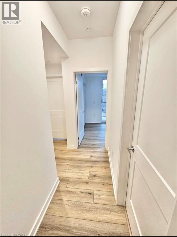 Photo - 312 Erb St. W Unité 202