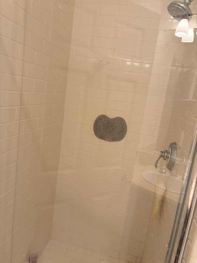 1601 Hilts Ave Unit 3