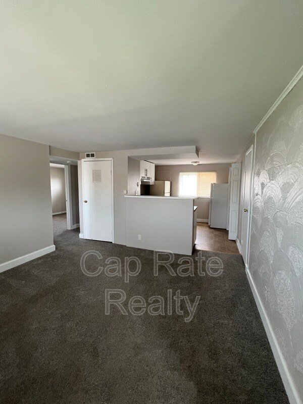 3632 Cushing Dr