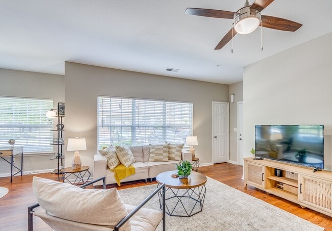 Photo - The Retreat at Spring Creek Apartments