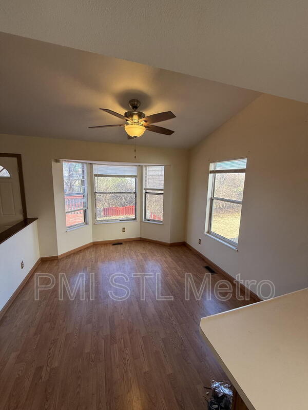 Photo - 3865 Kentucky Derby Dr