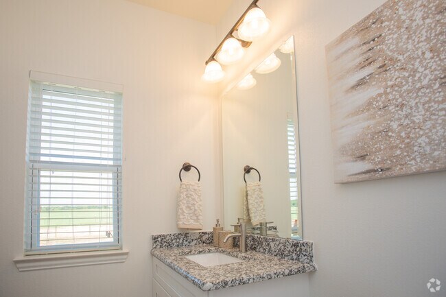 3HAB, 2BA - 1266SF