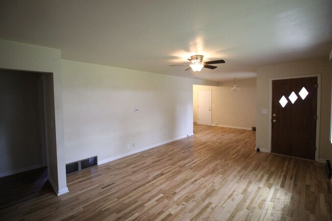 Photo - 3 Bedroom House in Laporte