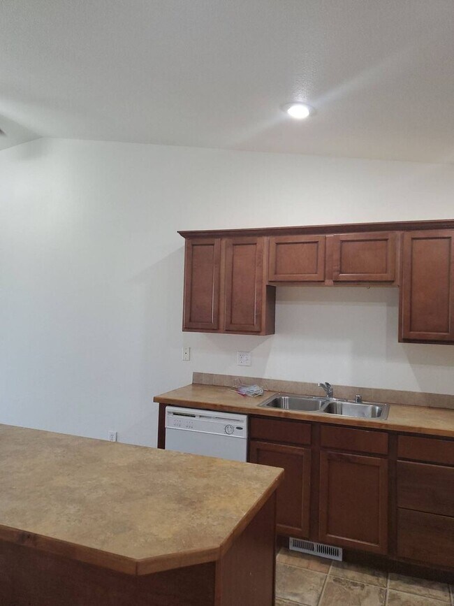 Photo - 1216franklin Unit 1216 Franklin A