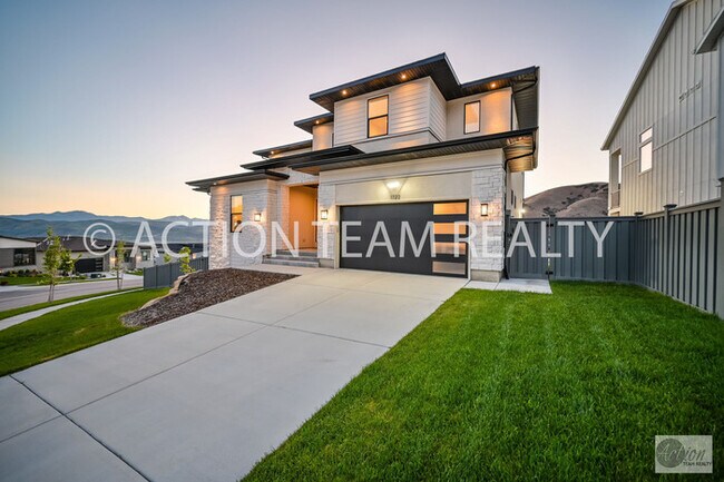 Fully furnished Home in Lehi, UT