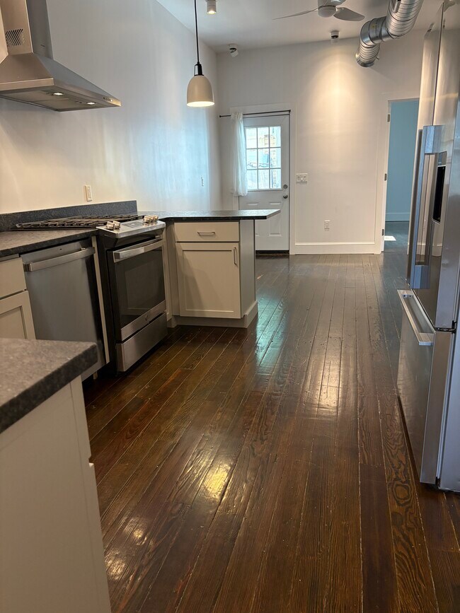 Photo - 65 Thorne St Unit Apartment 1L