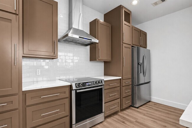 Photo - 5925 Almeda Rd Unit 12904