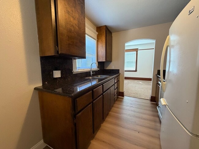 460 N 3rd St Unit 3