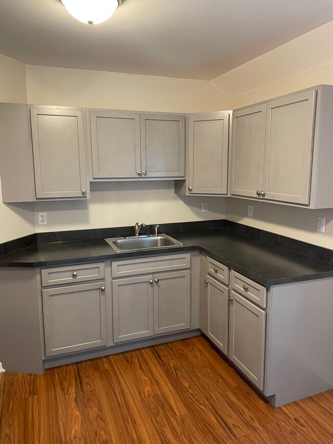 Photo - 4 Willoughby St Unit 1st Floor