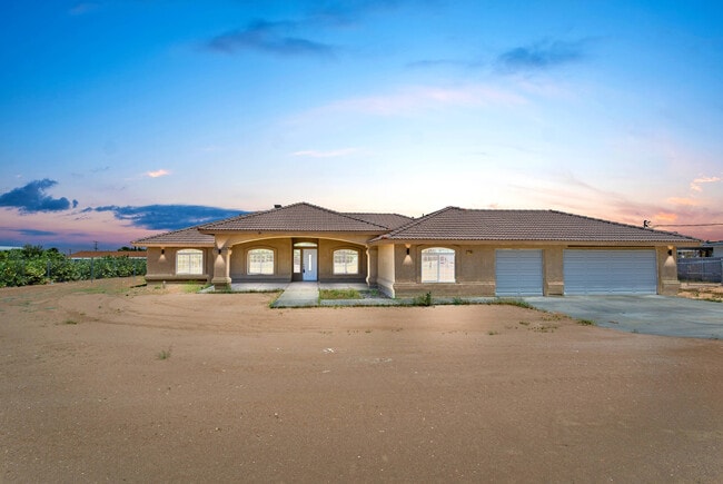 Building Photo - 11569 Arroyo Ave Rental