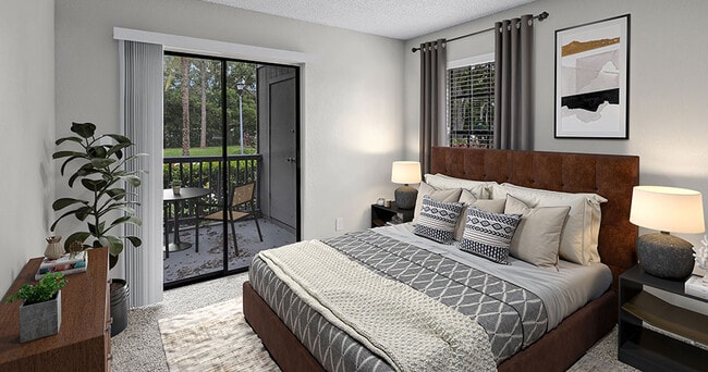 Photo - The Oaks of Woodland Park Apartments