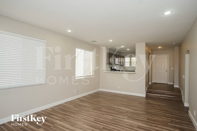 Photo - 7475 Ademar St