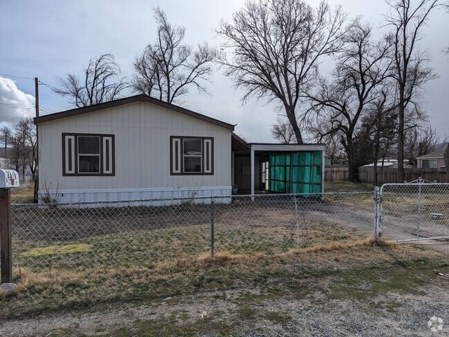 Building Photo - 2361 Sherman Ln Rental