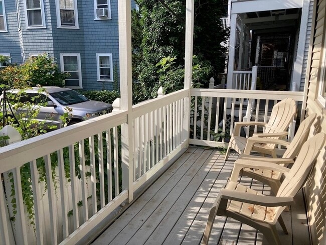 Building Photo - 7 Washburn Terrace Unit 1R Rental