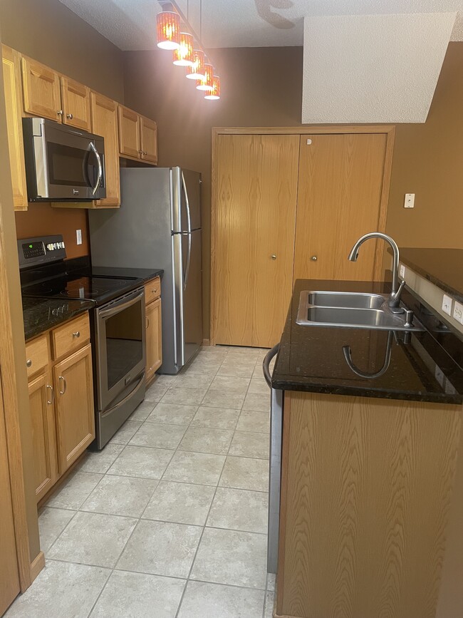 Photo - 8333 Kimball Dr