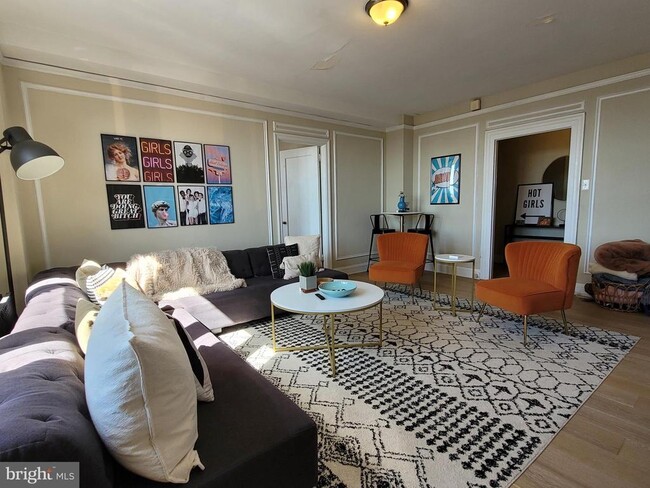 Photo - 2031 Locust St Unit 802