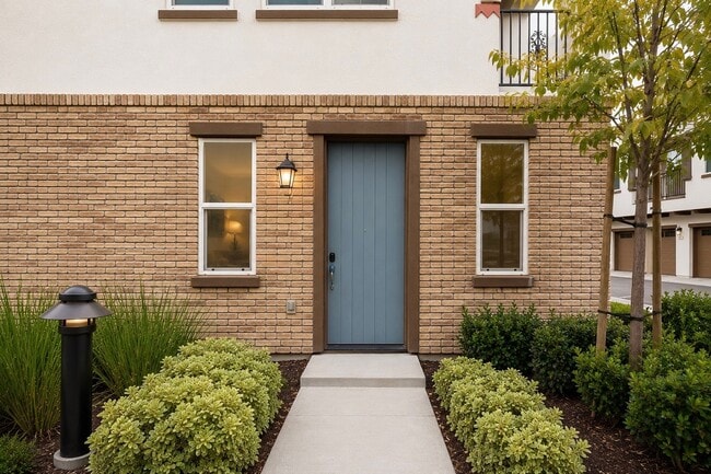 Building Photo - 2733 Sorano Ct Unit 7B