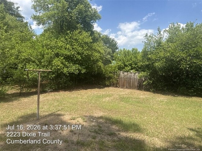 2223 Dixie Trail