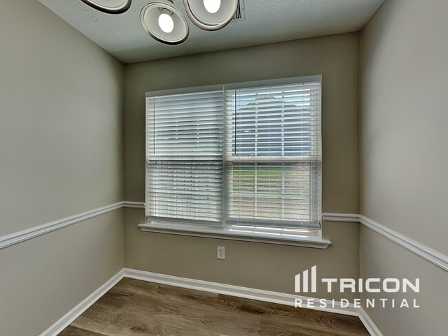 Photo - 1528 Cardinal Ln