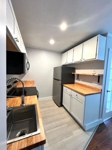 Stainless Appliances - 5 Chapel St