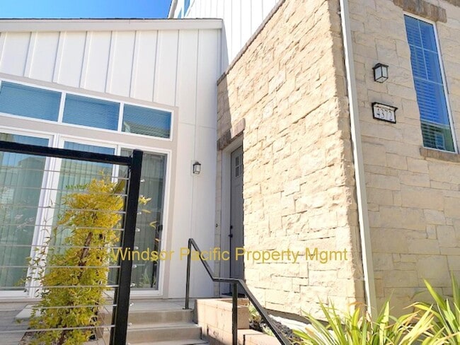 Photo - Beautifully Upgraded Contemporary Home in Wallis Ranch ! Close to Quarry Lane School !