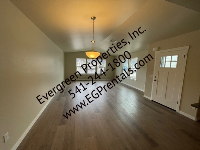 Photo - 1023 SW Oliver Pl