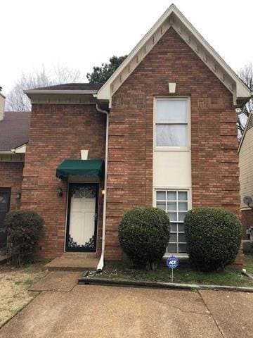 Spacious 2 bedroom, 2.5 bath townhome - Spacious 2 bedroom, 2.5 bath townhome