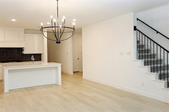 Photo - 3320 Blake Dr