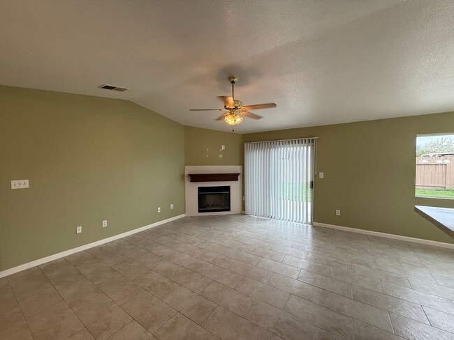 Photo - Bright 3 Bed / 2 Bath Home with Open Layout & Private Backyard