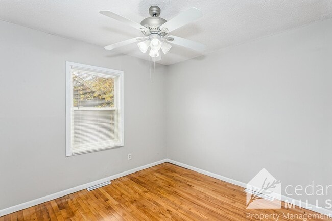 Photo - Affordable and Updated 5 Bedroom Home for Rent