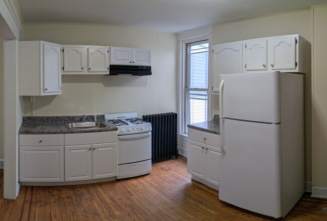 Photo - 518 E Ashmead St