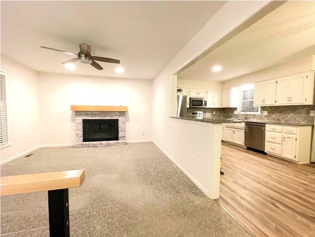 Building Photo - 10824 N Campbell St Rental