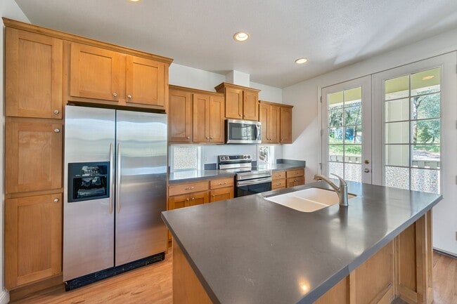 Building Photo - Newly Remodeled 2BR ADU in El Dorado Hills with Private Yard!
