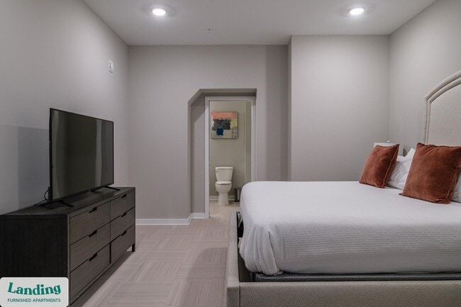 Photo - 600 19th St N Unidad 604