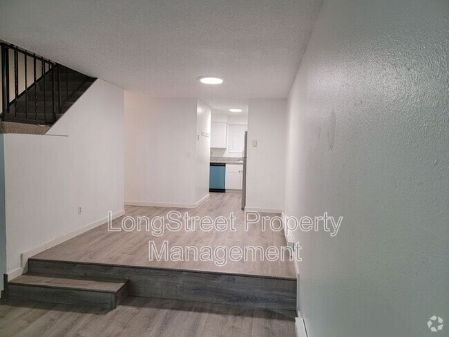 Building Photo - 3151 N Shore Dr SE Rental