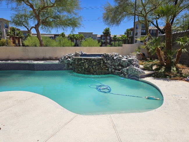 Photo - 2648 N Ontario Dr