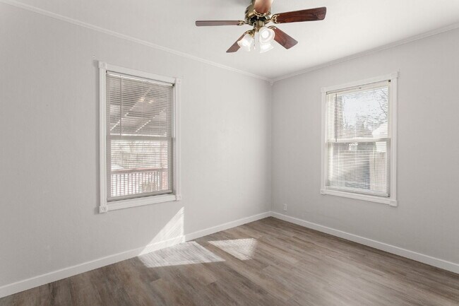 Photo - 724 Northwood Dr