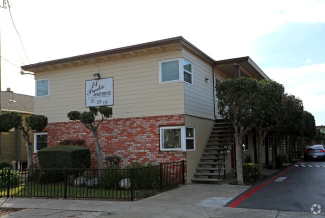 Photo - El Preda Apartments