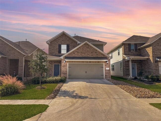 Building Photo - 2437 Roosevelt Rd