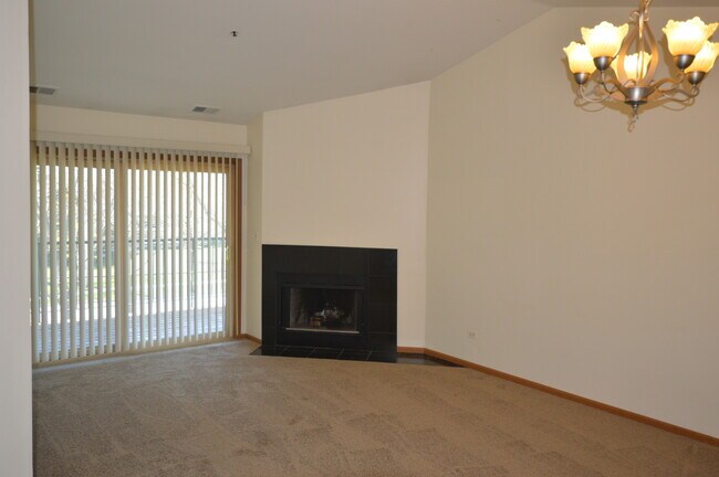 Photo - 641 Hapsfield Ln Unit 304