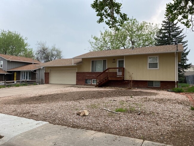 Photo - STUDENTS WELCOME! 4 Bed 2 Bath Home in West Ft Collins w/ Garage and Fenced Yard
