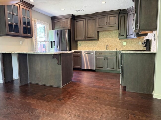 Photo - 4 Plantation Dr NE Unit B