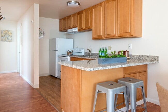 Photo - 39126 Sundale Dr Unit D